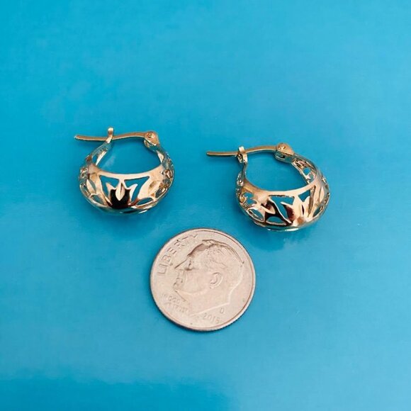 Vintage Filigree Gold Plated 925 Sterling Silver Mini Hoop Earrings - Picture 5 of 6